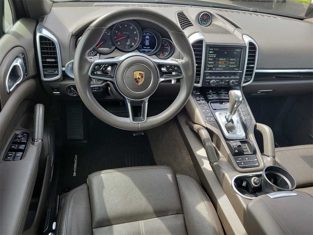 2016 Porsche Cayenne Base